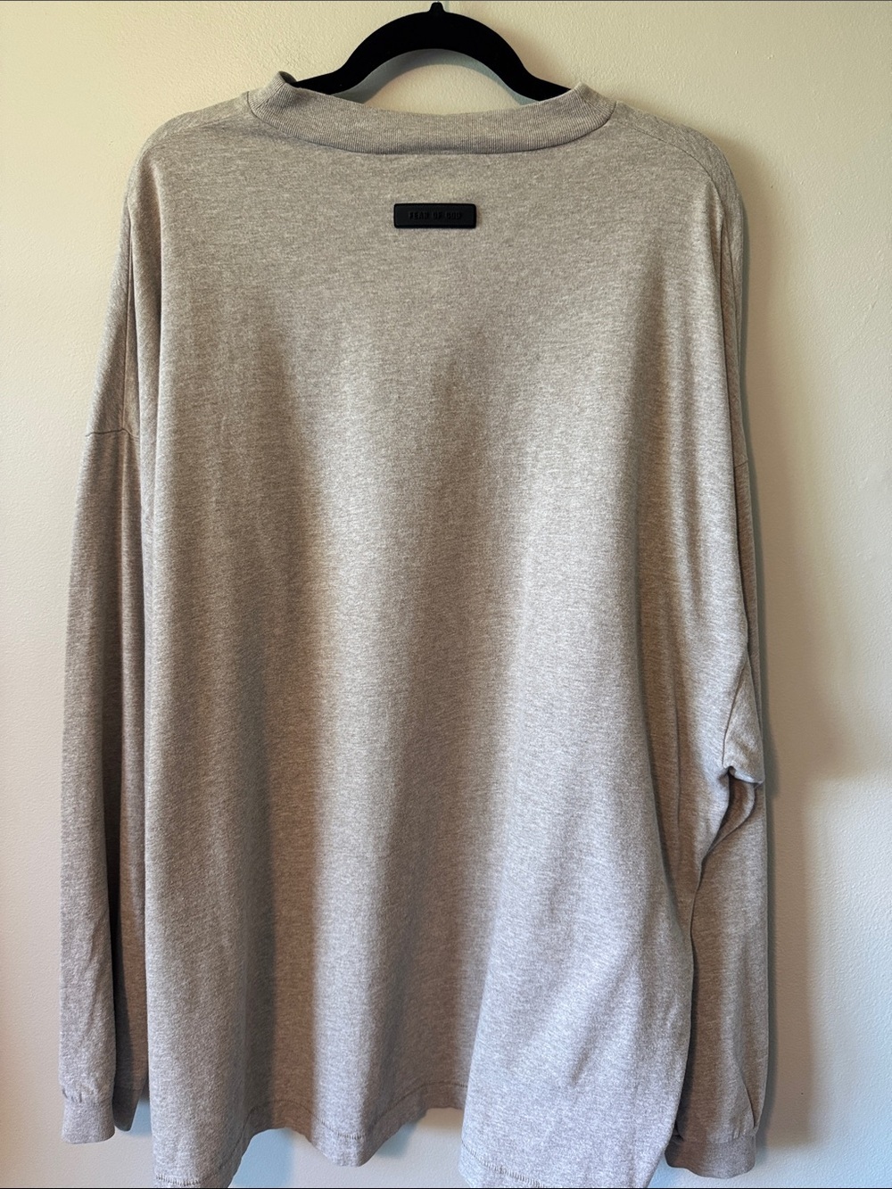 Fear of God Essentials Long Sleeve Tee - Picture 5 of 7